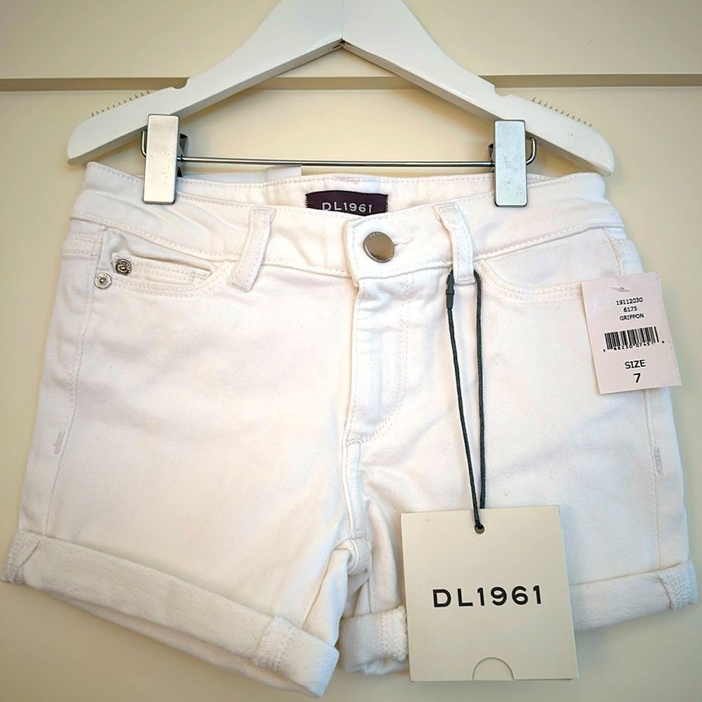 DL1961 Piper Cuffed White Jean Short - Size 7